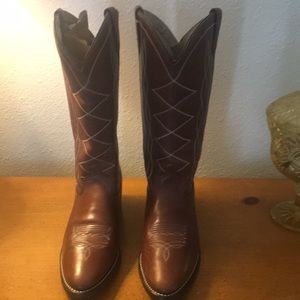 Acme cowboy boots. Ladies size 9M